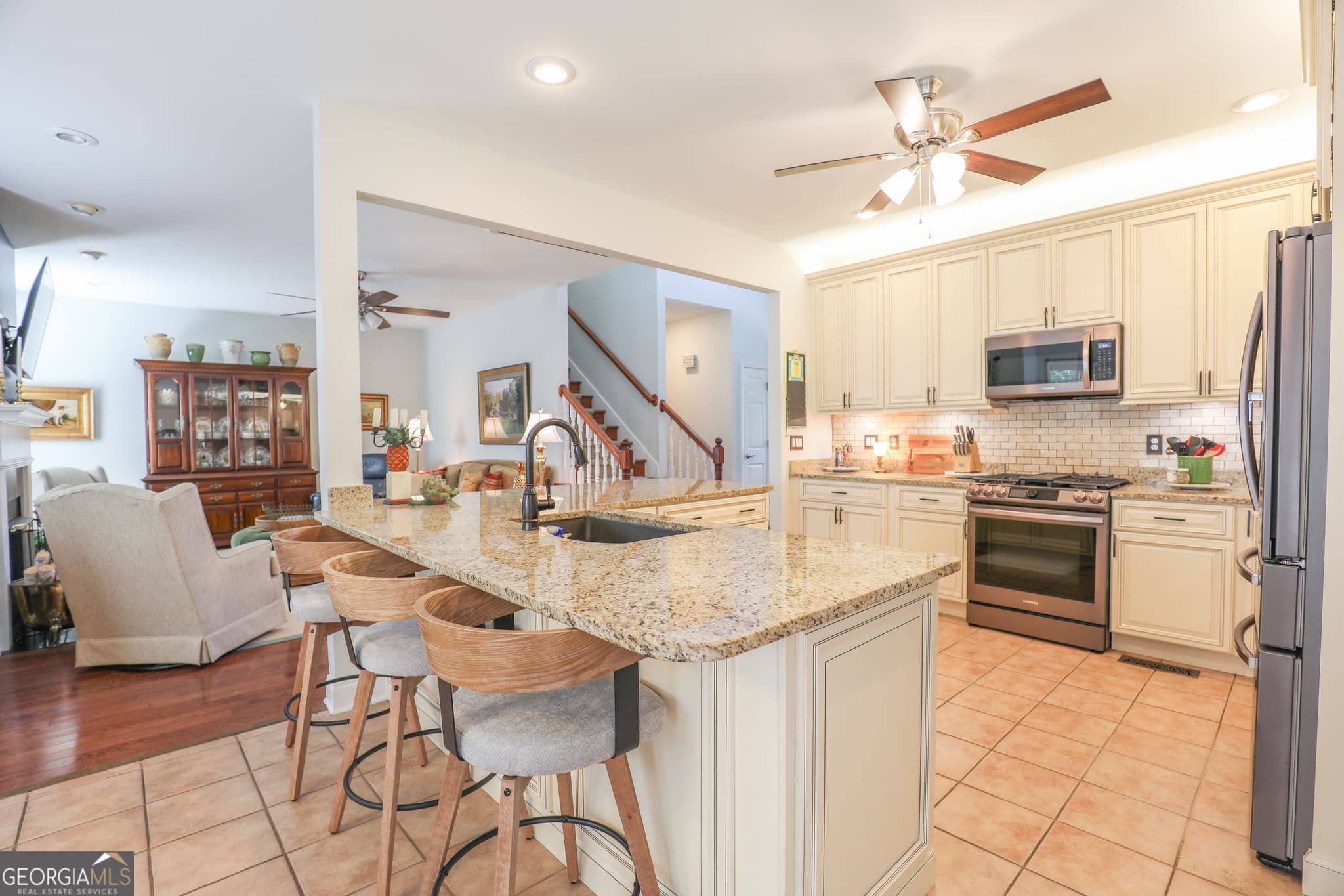 4 bedroom, 2.5 bathroom, 2,923 sq ft single family residence for sale at 170 Arbor Way, Milledgeville, GA 31061 — photo 4