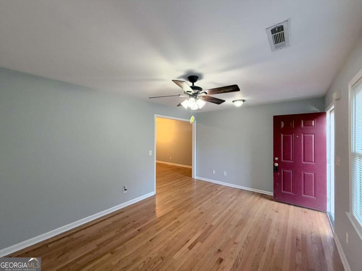 3 bedroom, 2 bathroom, 1,227 sq ft single family residence for rent at 2959 Bobolink Drive, Rex, GA 30273 for $1,700 a month — photo 4