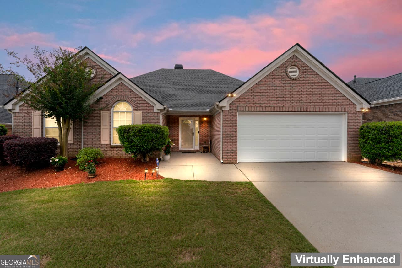 3 bedroom, 2 bathroom, 1,712 sq ft single family residence for sale at 1329 Jubilee Lane, Mcdonough, GA 30253