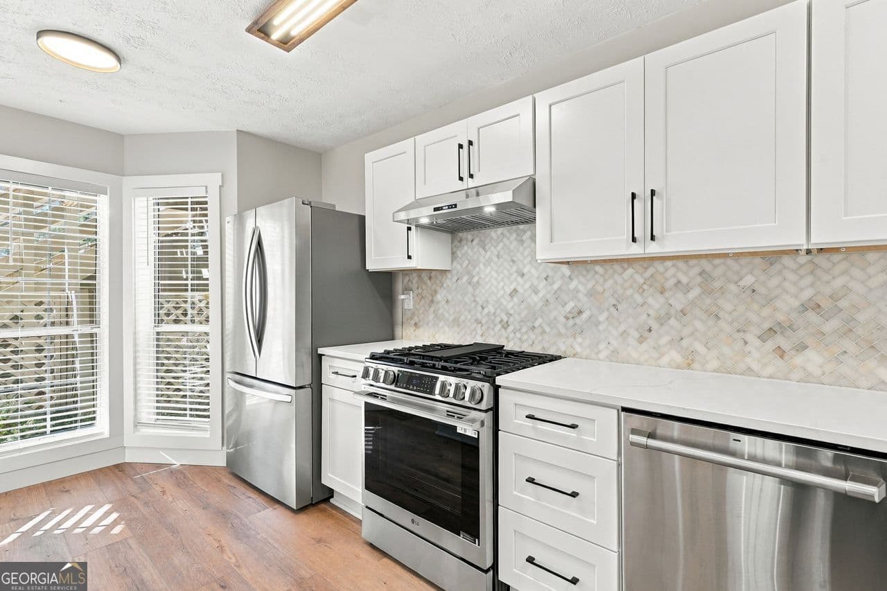 2 bedroom, 1 bathroom, 1,127 sq ft condominium for sale at 905 Riverview Drive, Marietta, GA 30067 — photo 5