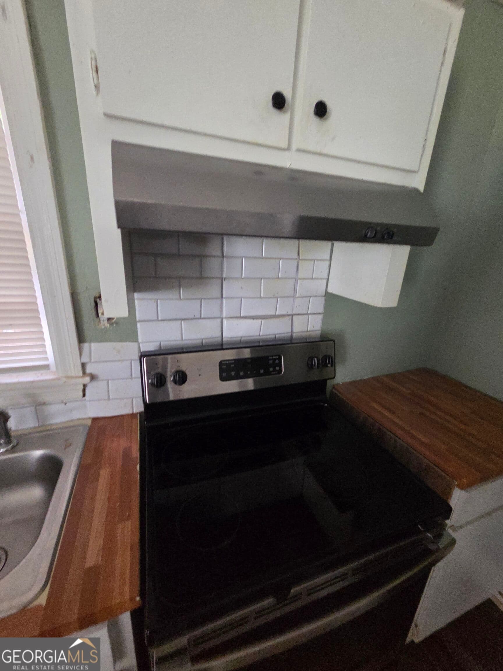 3 bedroom, 2 bathroom, 1,137 sq ft single family residence under contract at 936 Calvin Avenue, Columbus, GA 31903 — photo 5