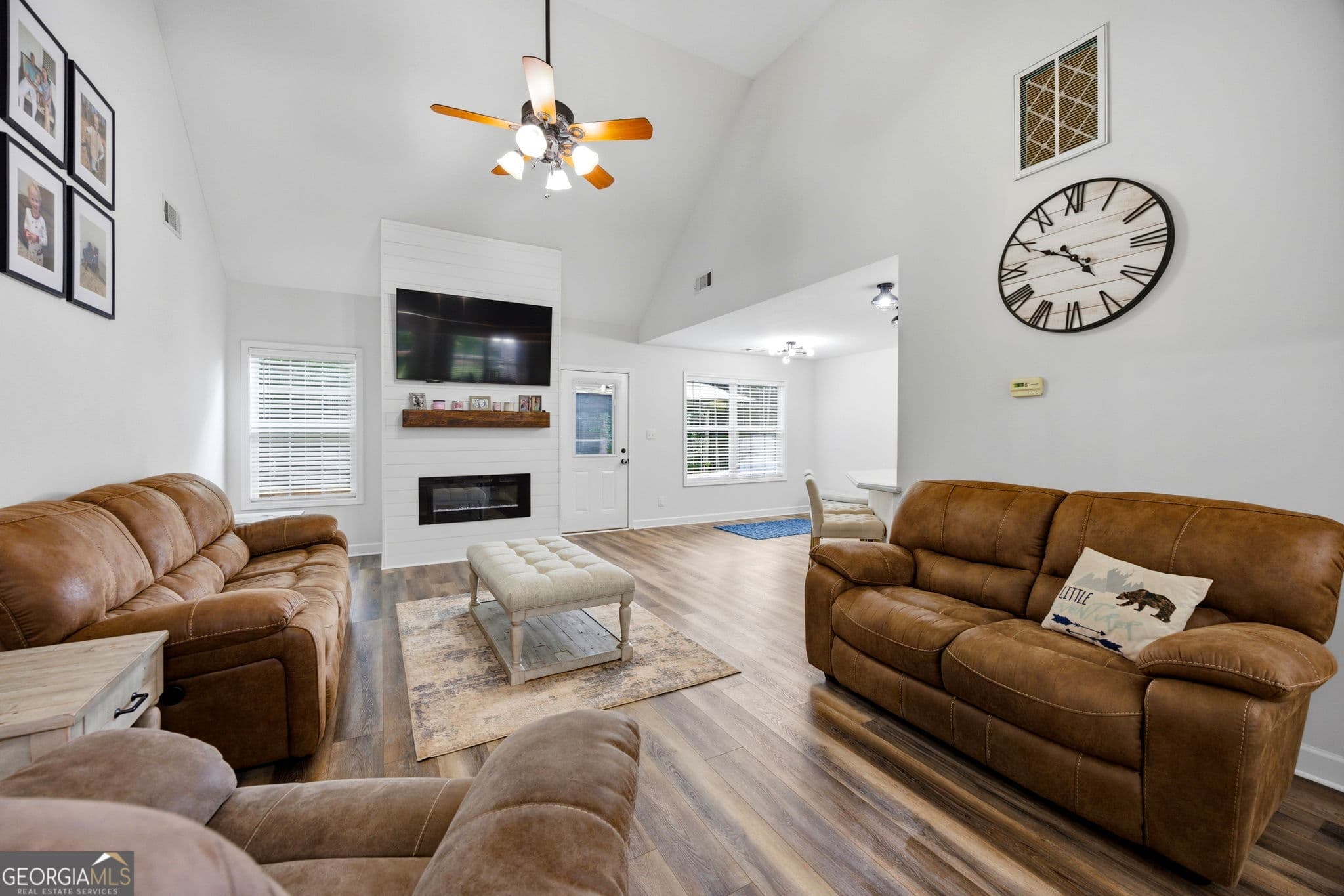 3 bedroom, 2 bathroom, 2,009 sq ft single family residence for sale at 2917 Rumble Road, Forsyth, GA 31029 — photo 3
