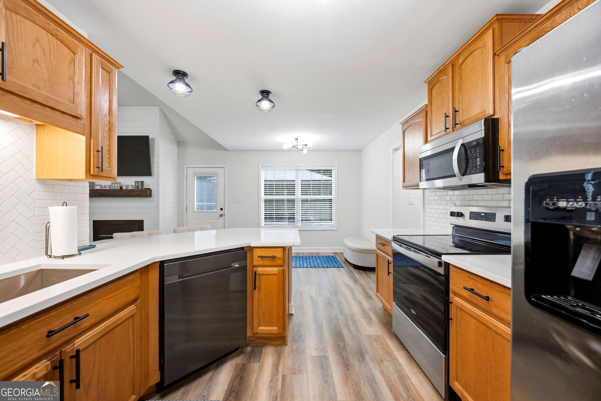 3 bedroom, 2 bathroom, 2,009 sq ft single family residence for sale at 2917 Rumble Road, Forsyth, GA 31029 — photo 9