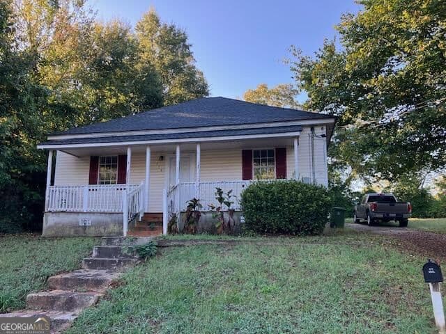3 bedroom, 2 bathroom, 1,446 sq ft single family residence for sale at 728 Hammock Street, Griffin, GA 30223 — photo 2