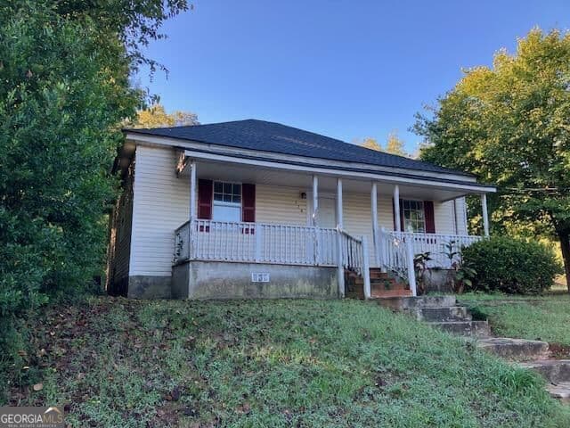 3 bedroom, 2 bathroom, 1,446 sq ft single family residence for sale at 728 Hammock Street, Griffin, GA 30223