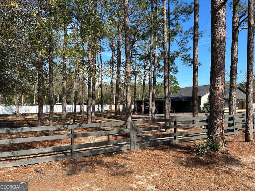 4 bedroom, 1 bathroom single family residence for sale at 158 Shephards Bridge Road, Reidsville, GA 30453 — photo 6