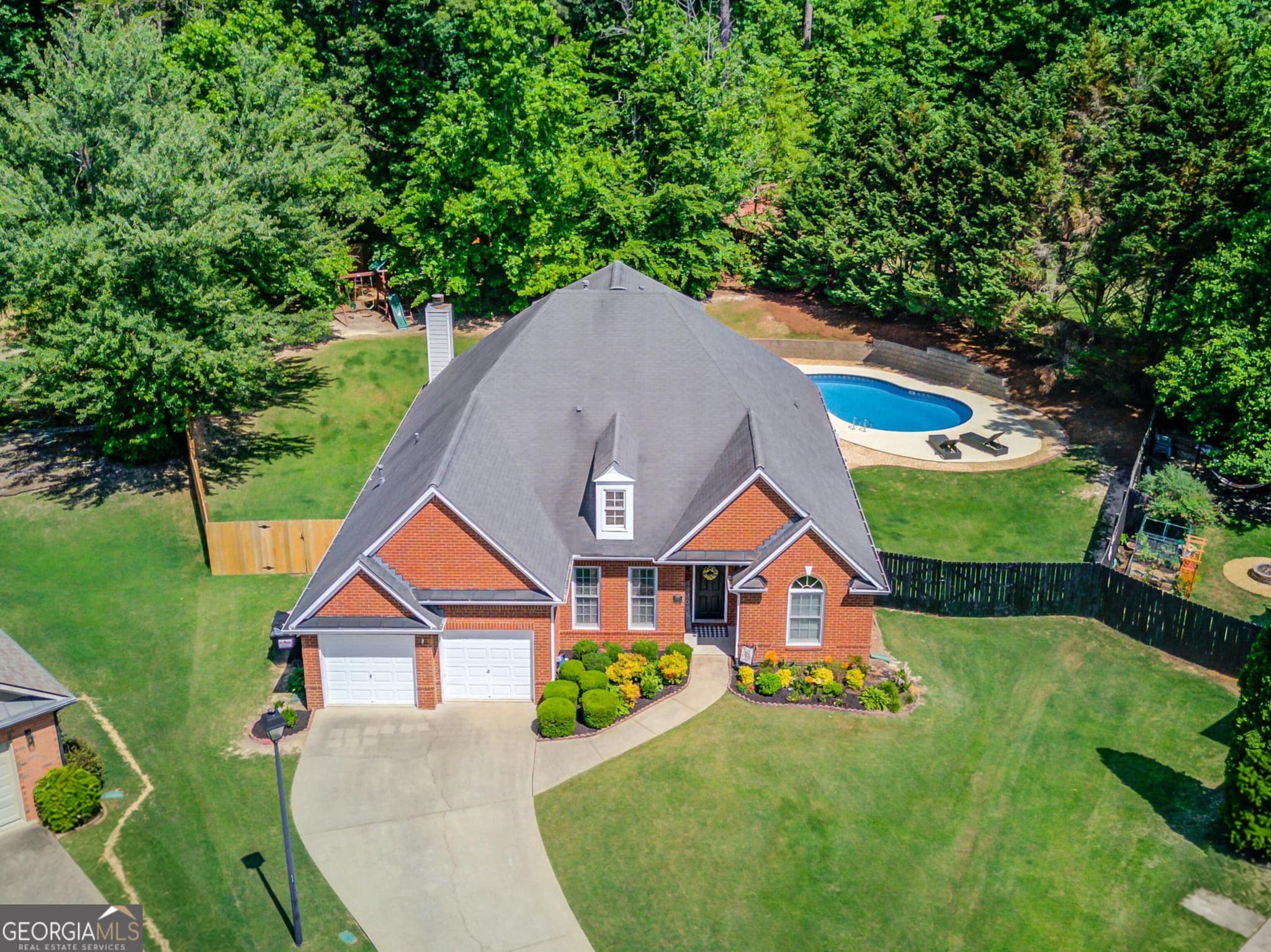 5 bedroom, 3 bathroom, 2,860 sq ft single family residence sold at 2677 Gold Rust Drive, Buford, GA 30519