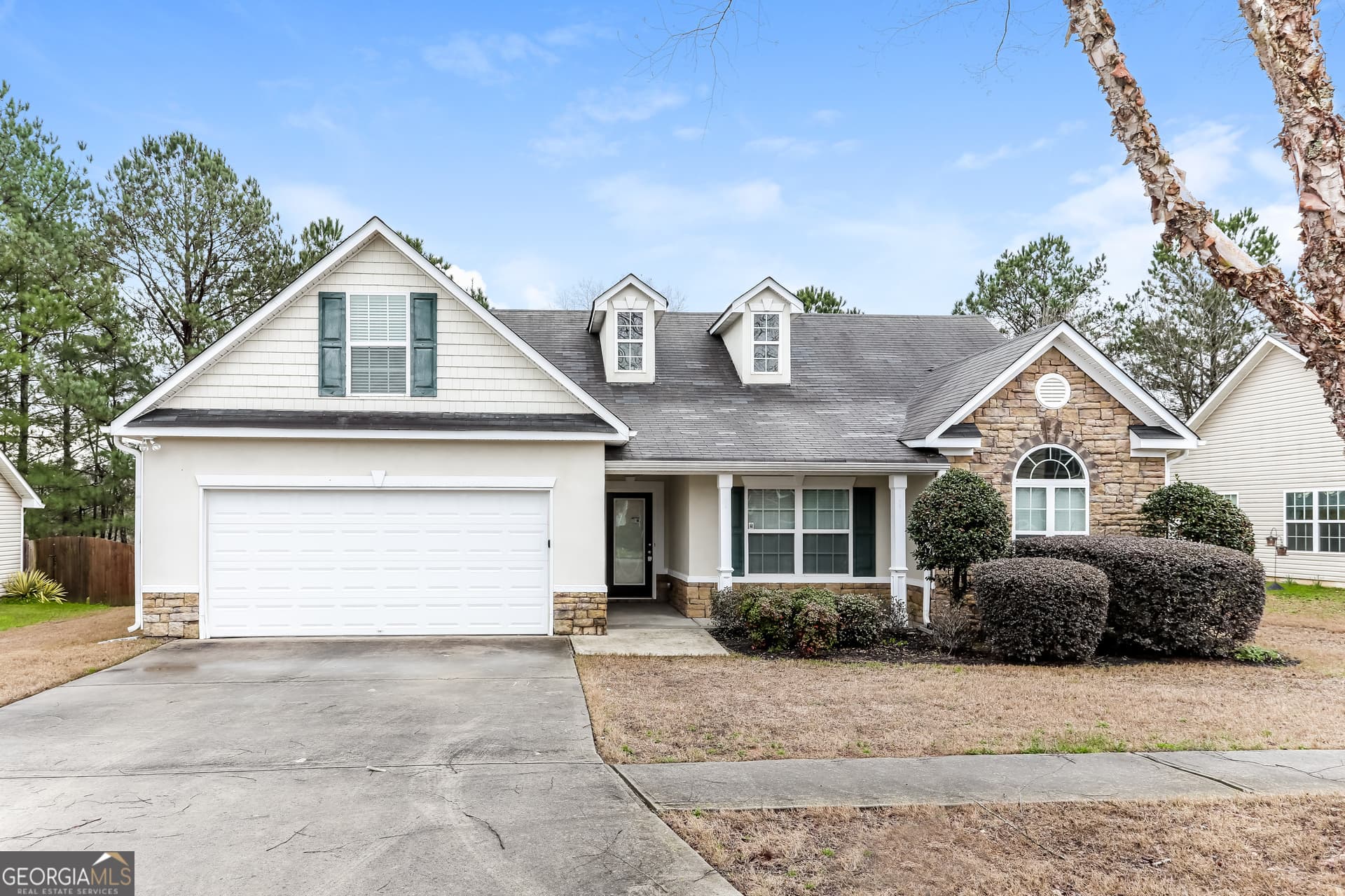 4 bedroom, 2 bathroom, 1,747 sq ft single family residence for rent at 4117 Granite Falls Lane, Loganville, GA 30052 for $2,030 a month — photo 1 of 1