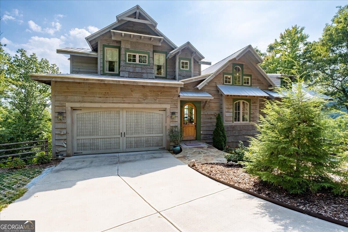 5 bedroom, 6 bathroom, 4,702 sq ft single family residence for sale at 207 Utana Bluffs Trail, Ellijay, GA 30540 — photo 6