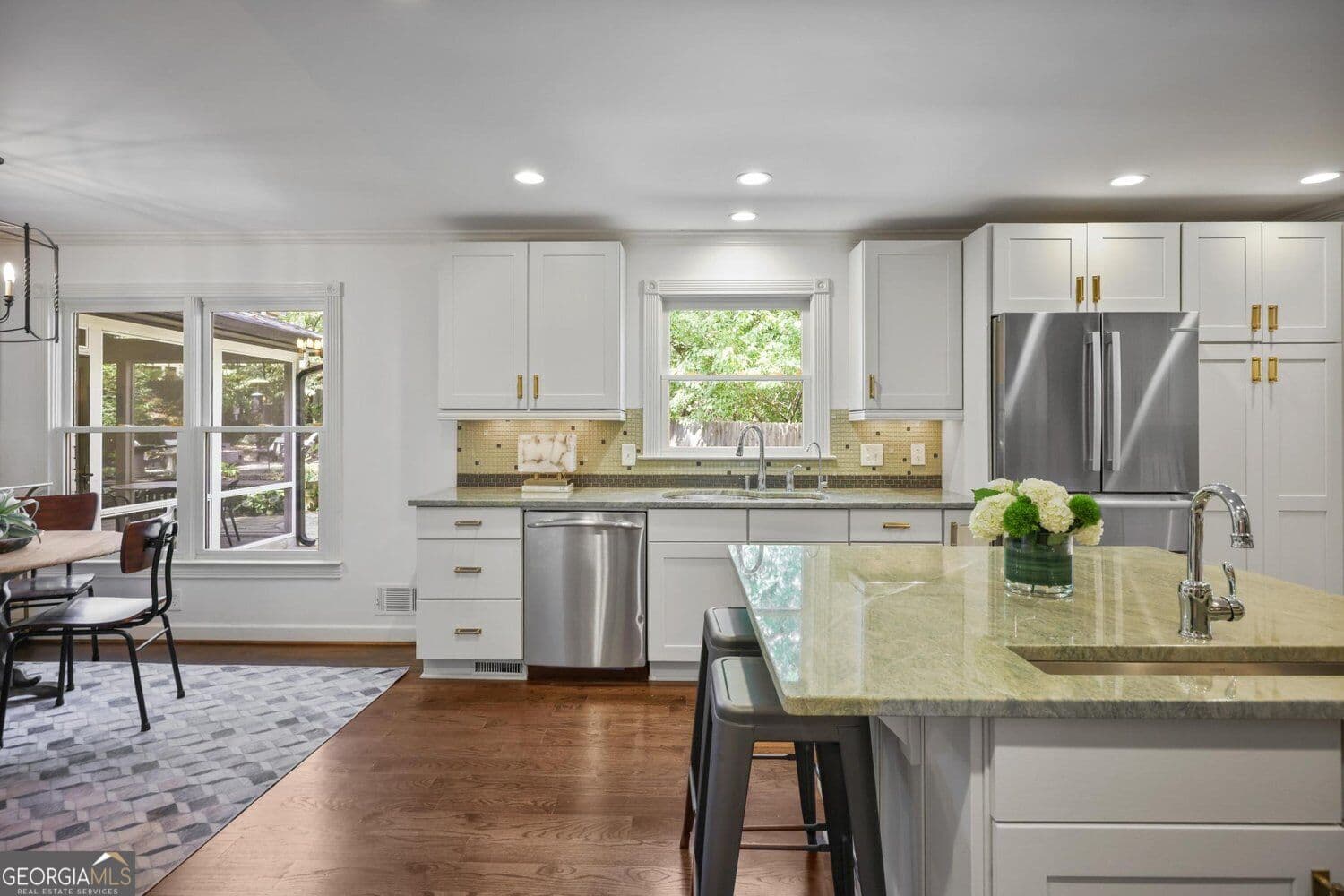 6 bedroom, 4 bathroom, 4,083 sq ft single family residence for sale at 5142 Corners Drive, Atlanta, GA 30338 — photo 2