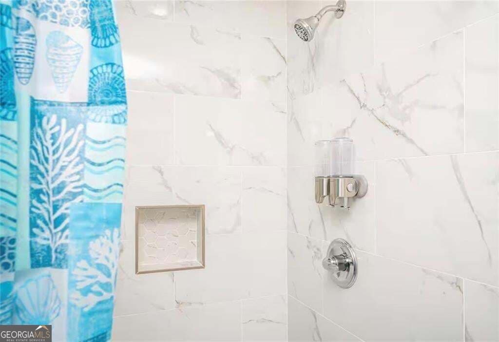 3 bedroom, 3 bathroom, 2,699 sq ft single family residence for sale at 2339 Country Club Lane, Atlanta, GA 30311 — photo 7