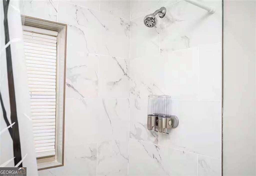3 bedroom, 3 bathroom, 2,699 sq ft single family residence for sale at 2339 Country Club Lane, Atlanta, GA 30311 — photo 10