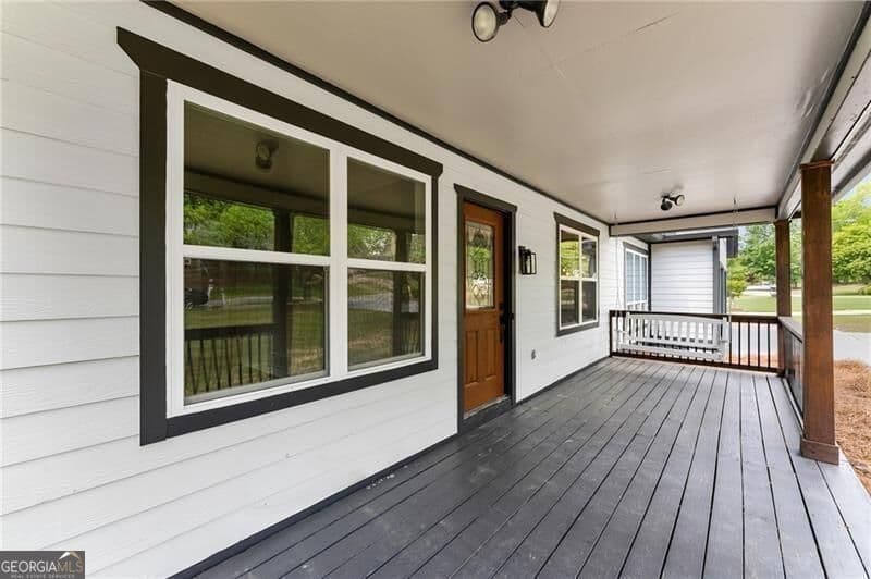 4 bedroom, 3 bathroom, 1,852 sq ft single family residence for sale at 2979 Overwood Lane, Snellville, GA 30078 — photo 7