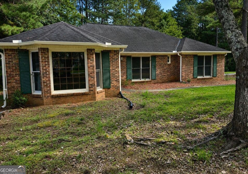 3 bedroom, 2 bathroom, 1,867 sq ft single family residence for rent at 307 Korinna Court, Peachtree City, GA 30269 for $2,550 a month