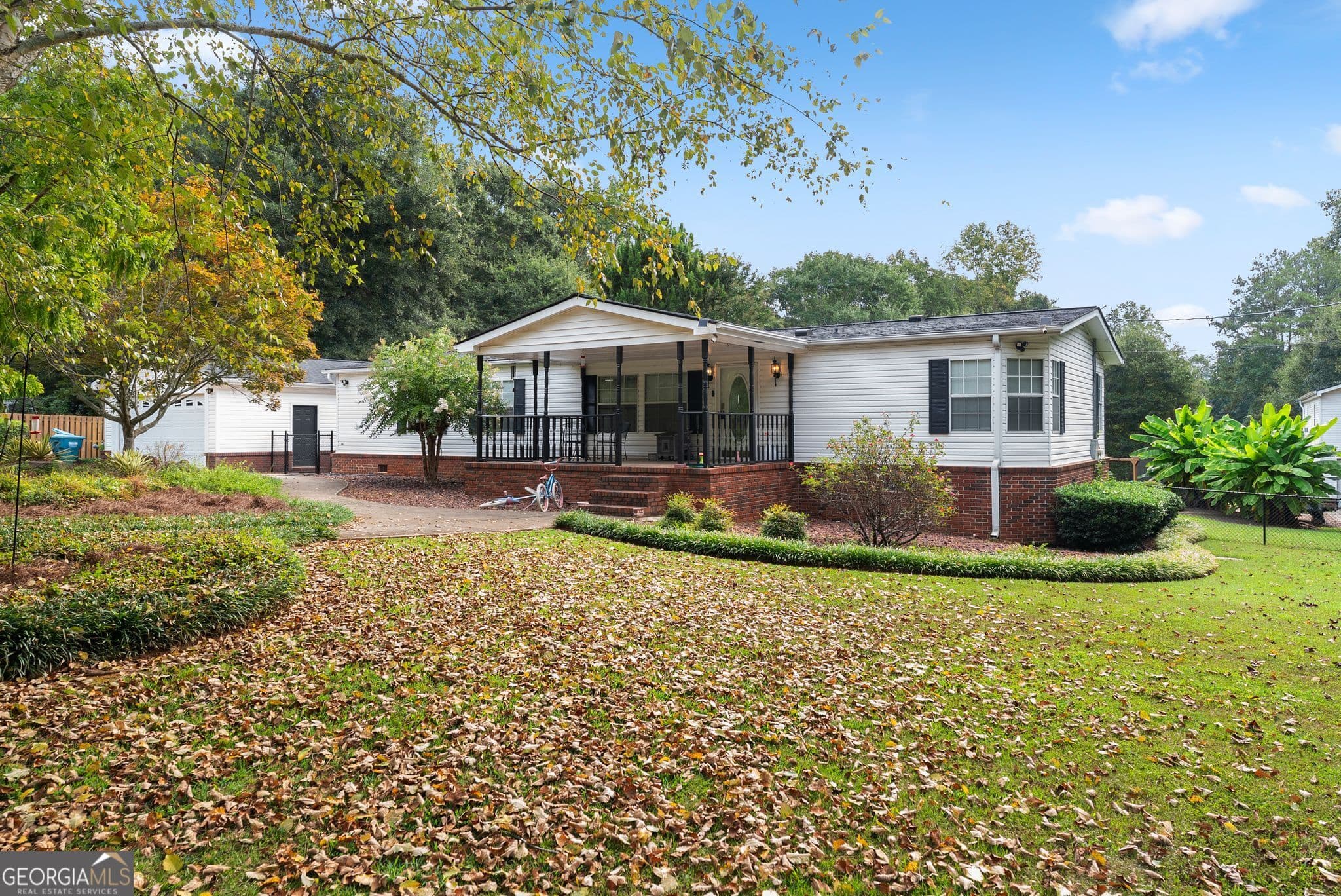 3 bedroom, 2 bathroom, 2,190 sq ft manufactured home,single family residence for sale at 176 Woodpecker Lane, Nicholson, GA 30565 — photo 5