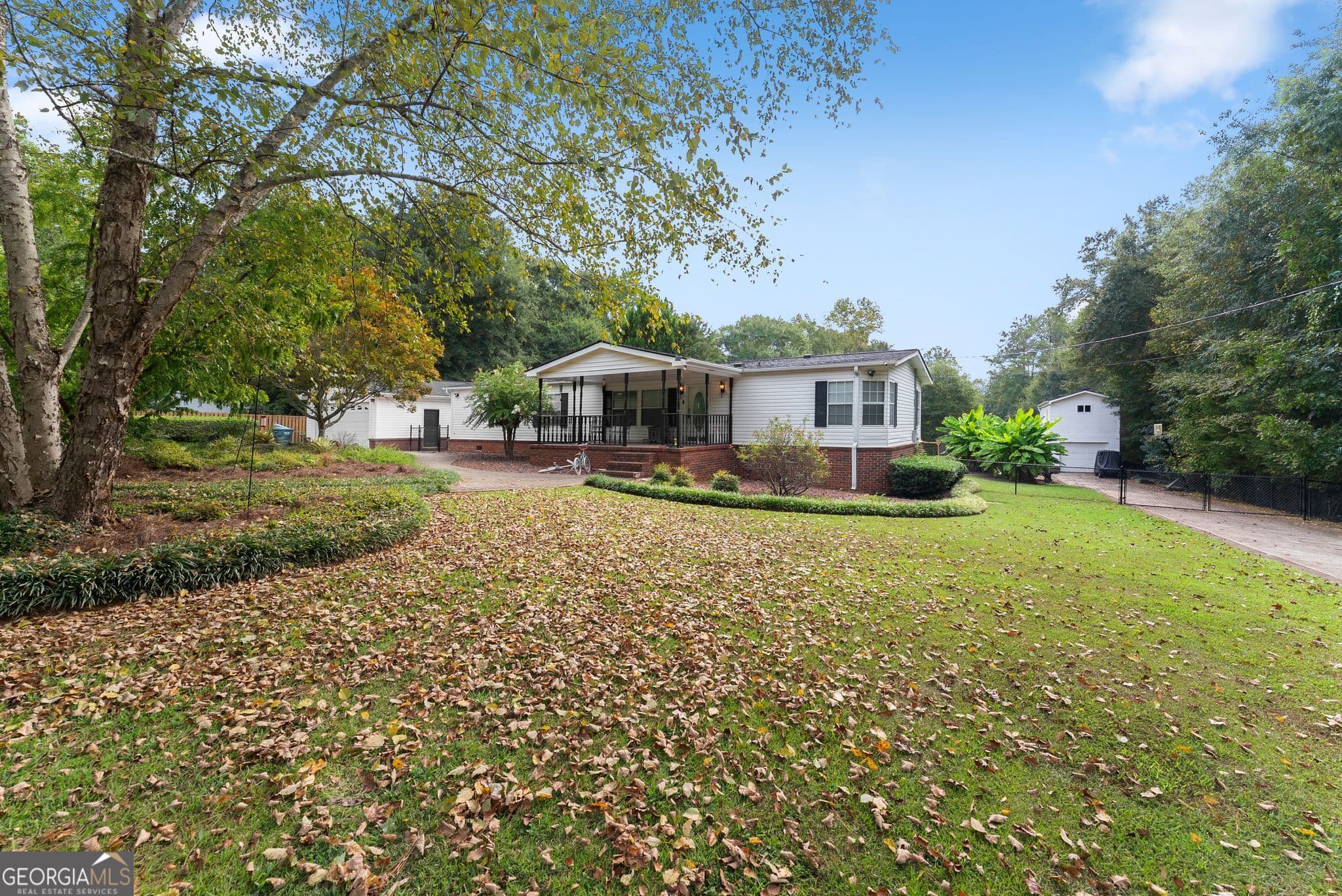 3 bedroom, 2 bathroom, 2,190 sq ft manufactured home,single family residence for sale at 176 Woodpecker Lane, Nicholson, GA 30565 — photo 4