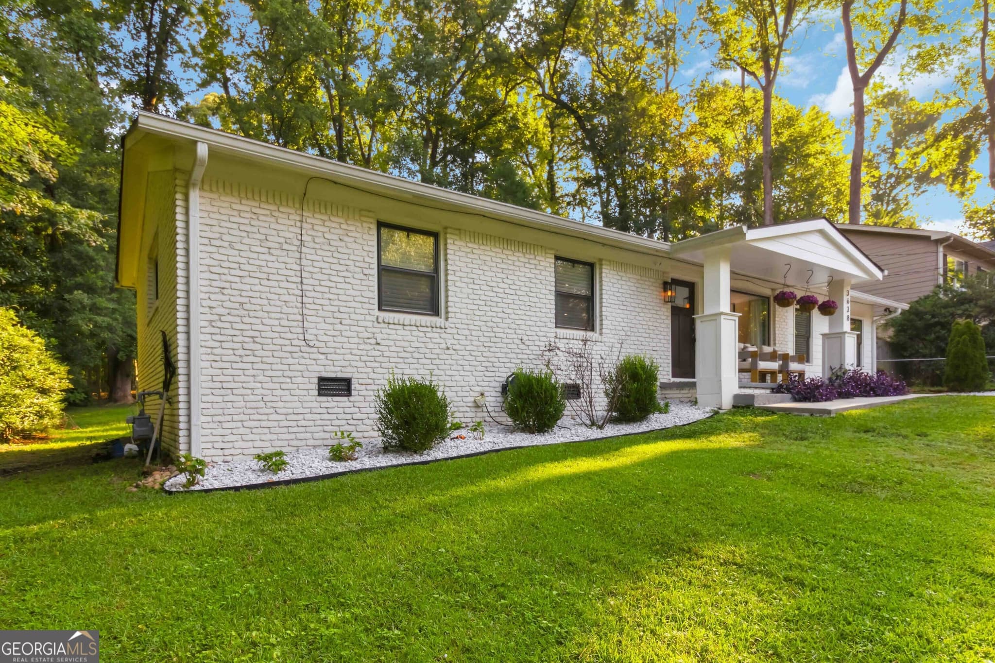 4 bedroom, 2 bathroom, 1,675 sq ft single family residence for sale at 3638 Sheffield Place, Tucker, GA 30084 — photo 3