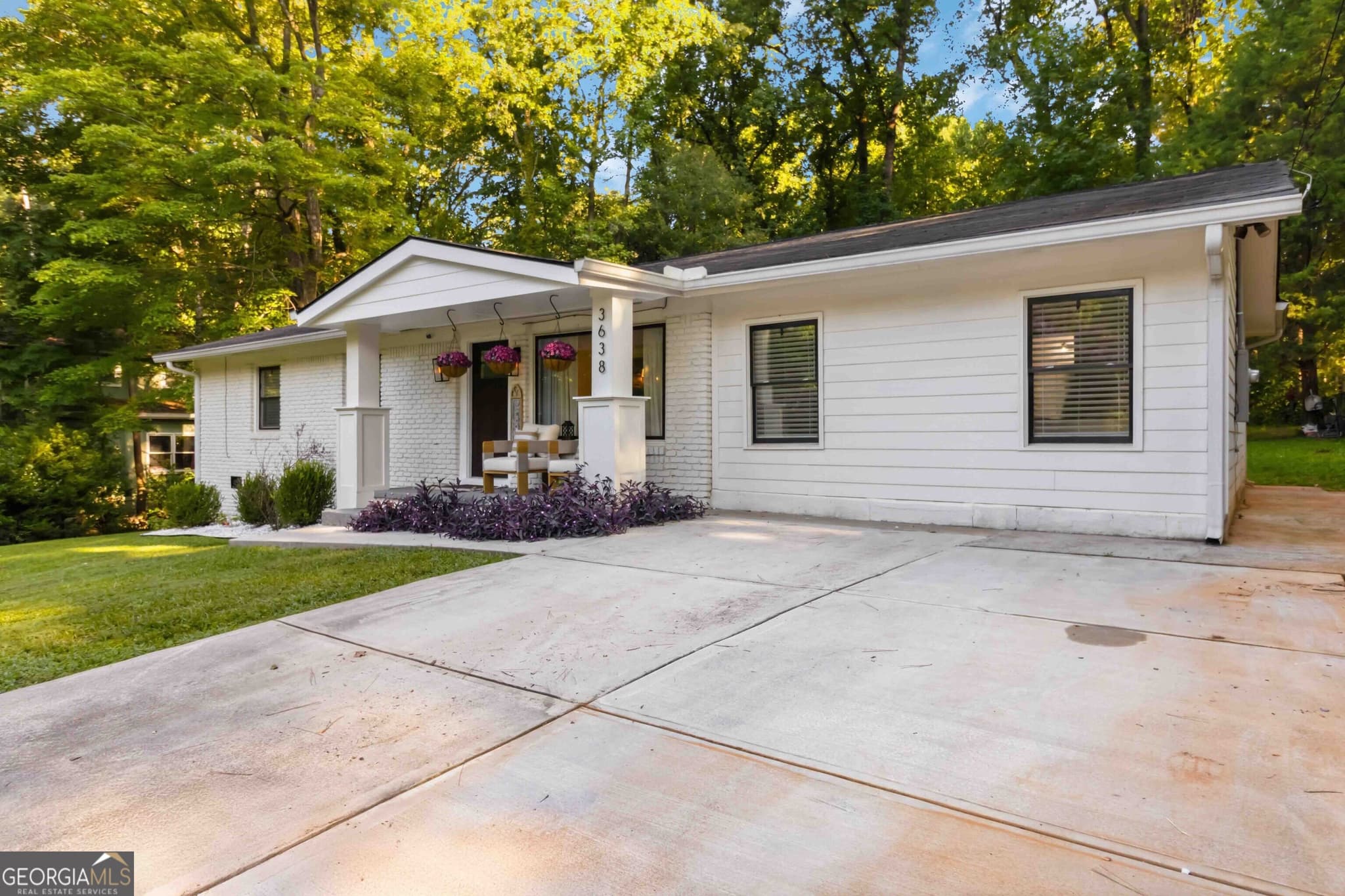4 bedroom, 2 bathroom, 1,675 sq ft single family residence for sale at 3638 Sheffield Place, Tucker, GA 30084 — photo 4