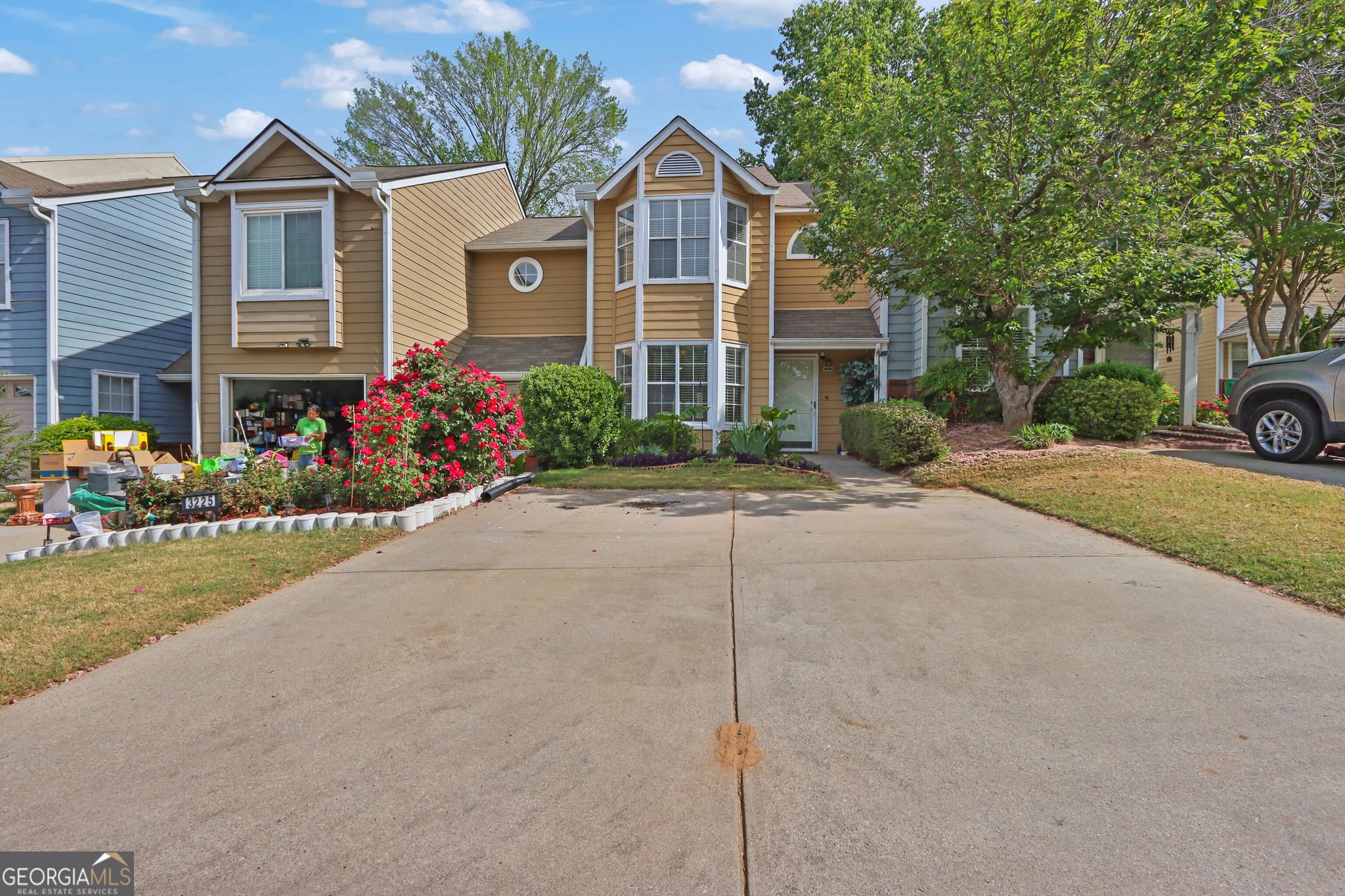2 bedroom, 2.5 bathroom, 1,356 sq ft townhouse for sale at 3223 Long Iron Drive, Lawrenceville, GA 30044 — photo 2