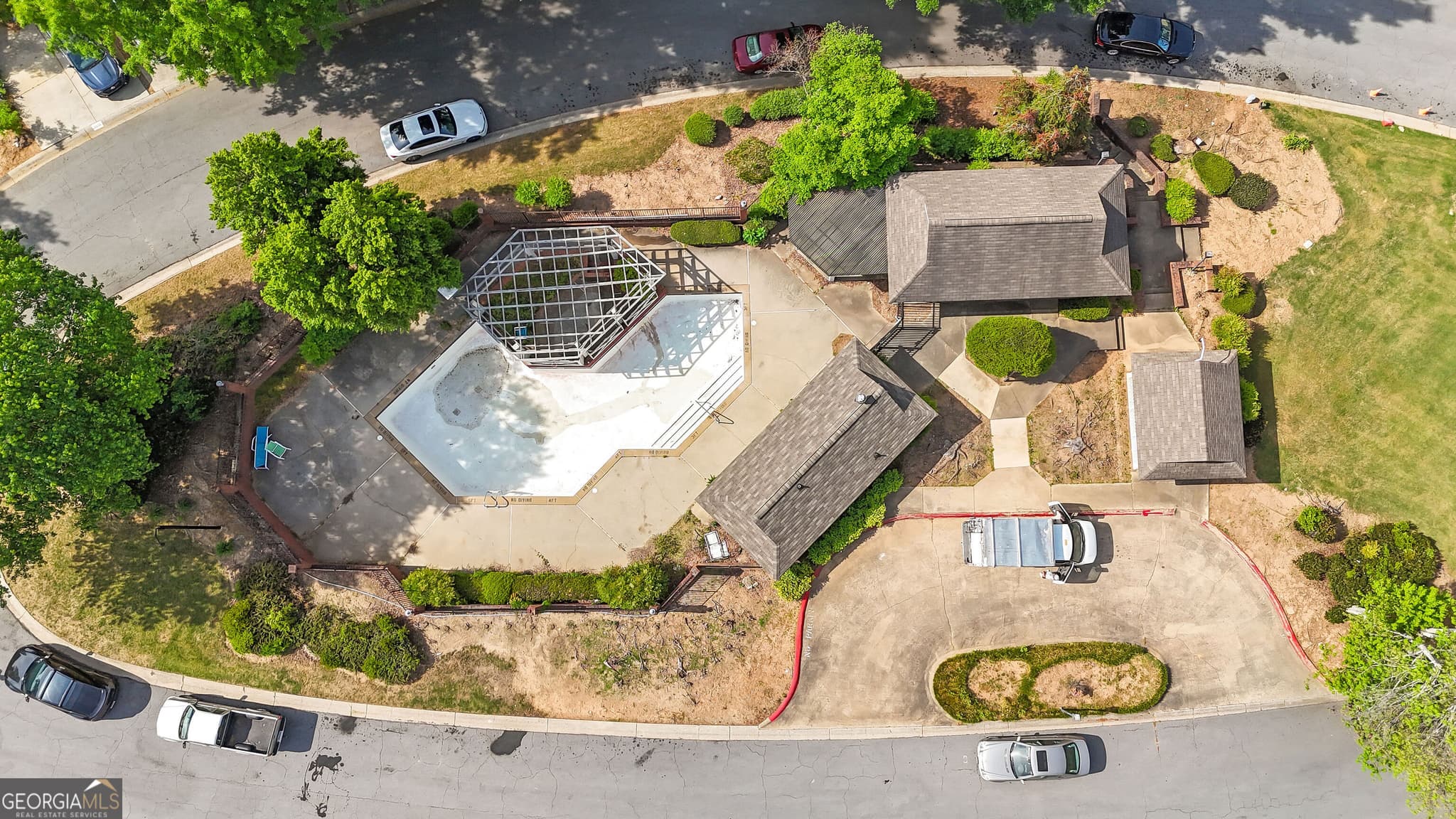 2 bedroom, 2.5 bathroom, 1,356 sq ft townhouse for sale at 3223 Long Iron Drive, Lawrenceville, GA 30044 — photo 3