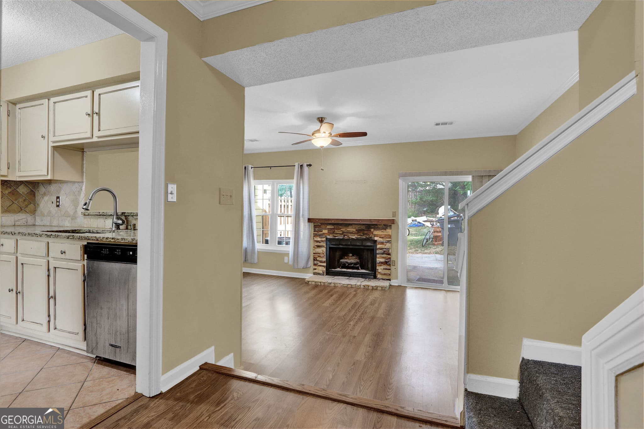 2 bedroom, 2.5 bathroom, 1,356 sq ft townhouse for sale at 3223 Long Iron Drive, Lawrenceville, GA 30044 — photo 8