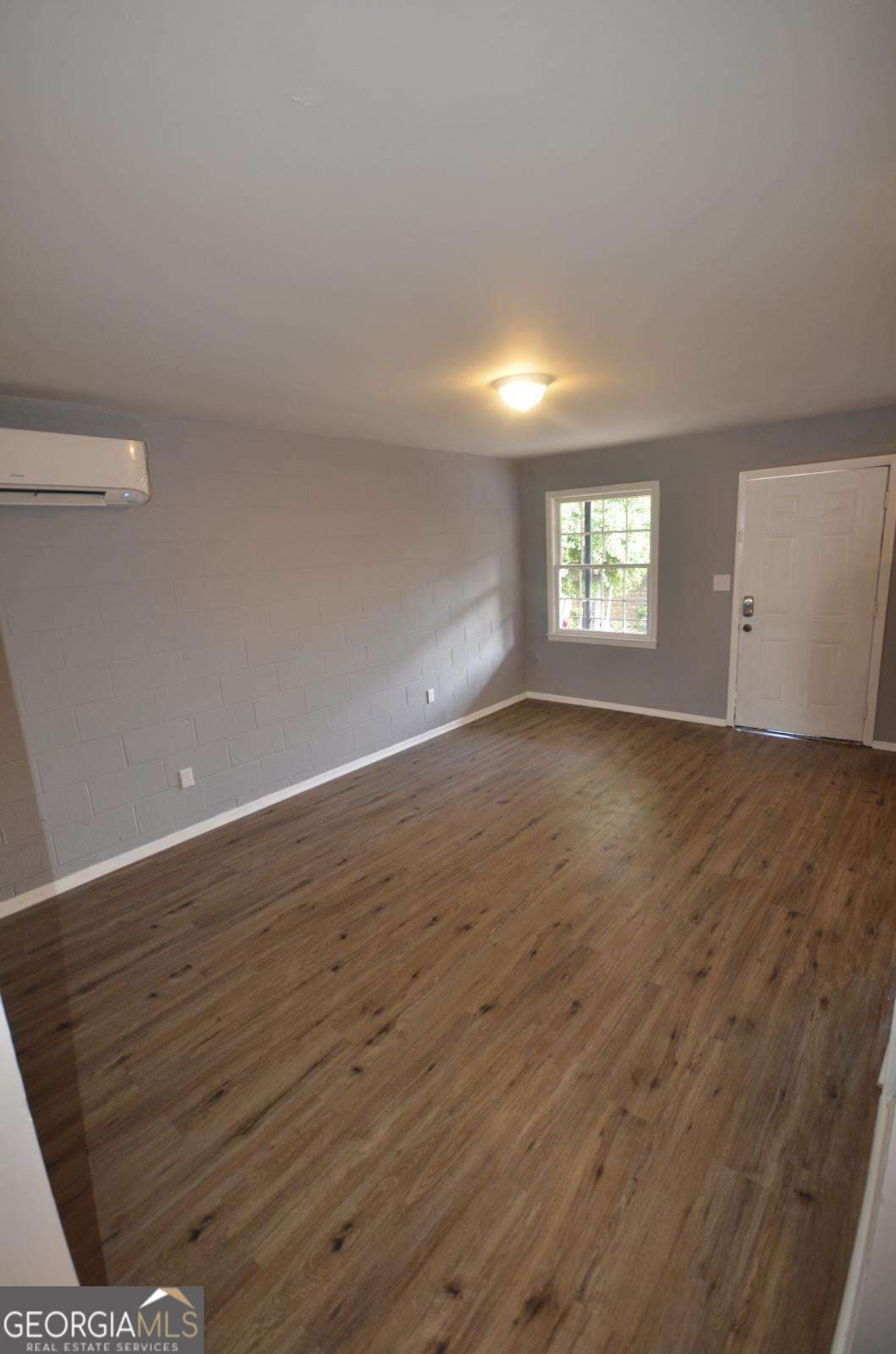 2 bedroom, 1 bathroom, 864 sq ft apartment for rent at 125 Honeysuckle Lan, Athens, GA 30606 for $1,195 a month — photo 8