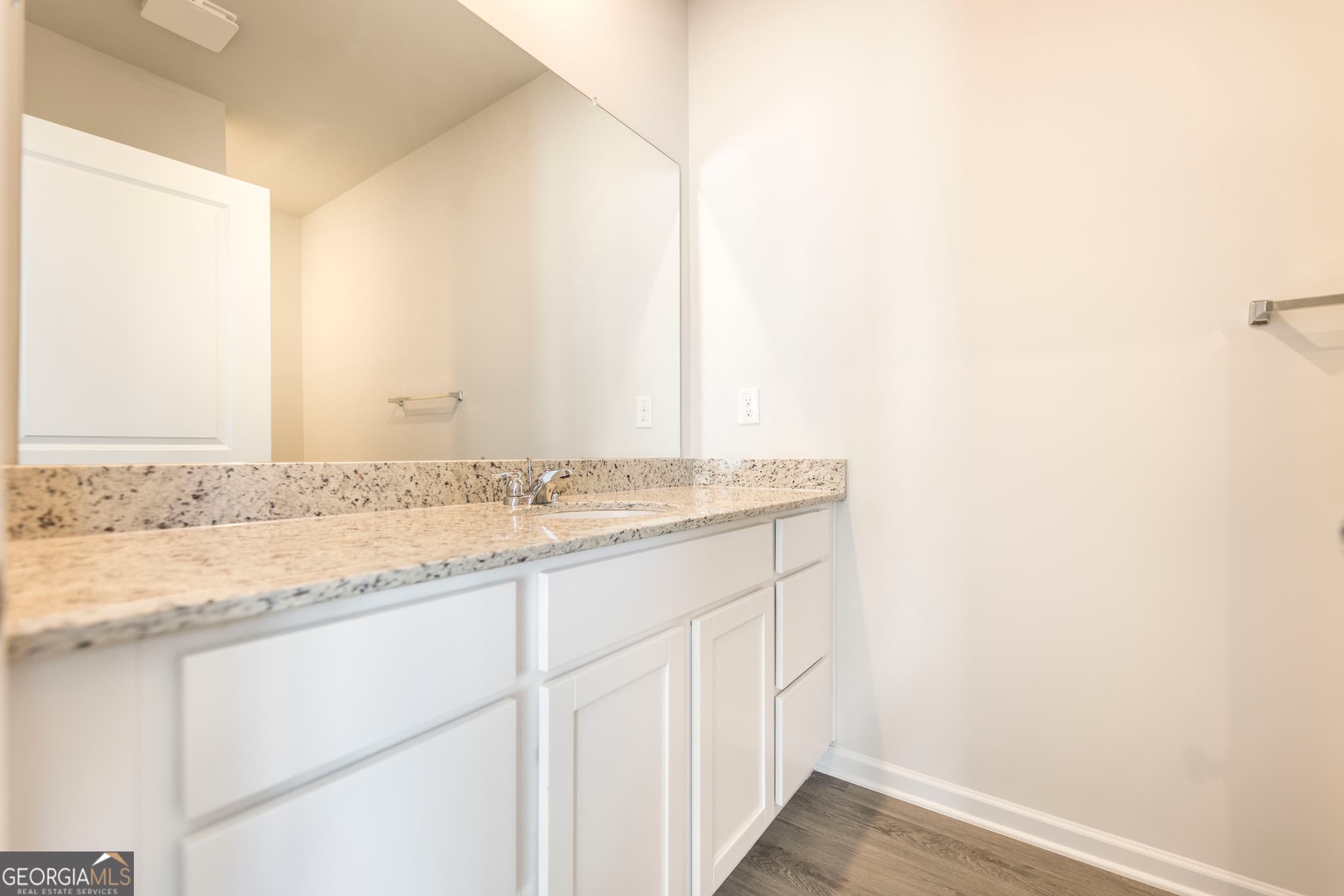 3 bedroom, 2 bathroom, 1,380 sq ft single family residence for sale at 106 Bulloch Court, Byron, GA 31008 — photo 10