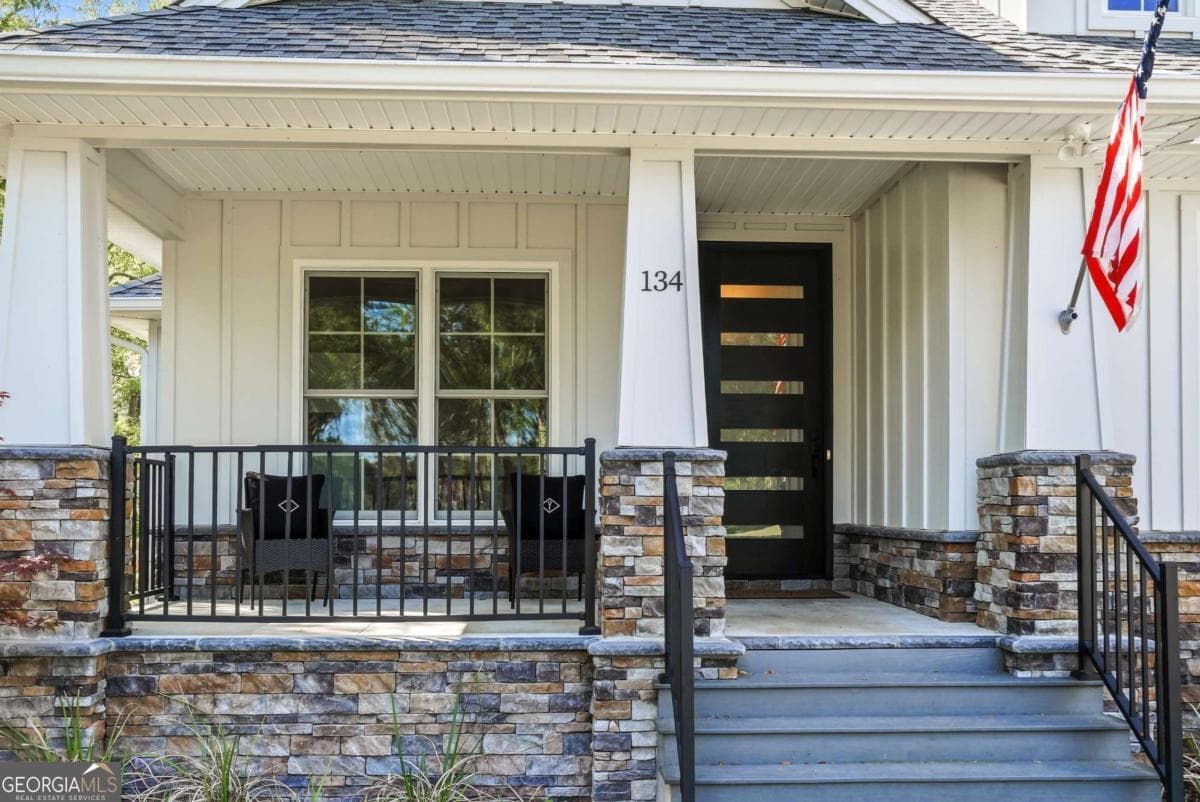 4 bedroom, 2 bathroom, 1,912 sq ft single family residence for sale at 134 St Andrews Glen, Waverly, GA 31565 — photo 4