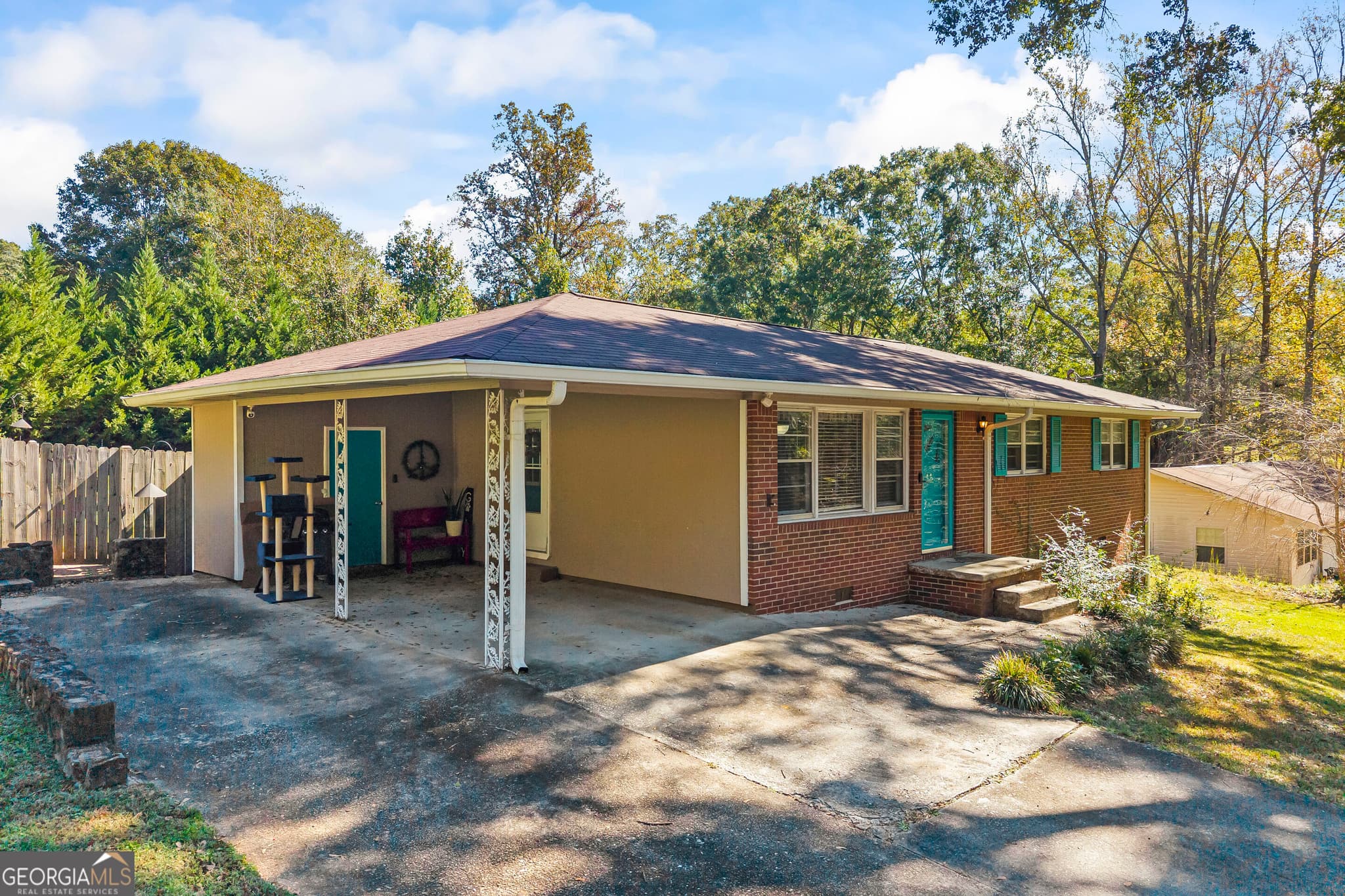 3 bedroom, 1 bathroom, 1,100 sq ft single family residence for sale at 11 Poplar Street, Toccoa, GA 30577 — photo 7