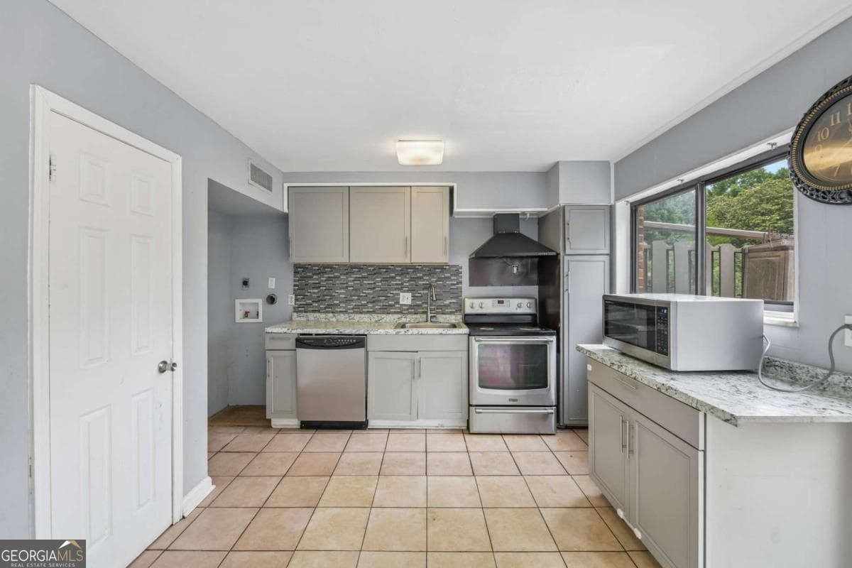 2 bedroom, 1.5 bathroom, 960 sq ft condominium for sale at 3071 Colonial Way H, Atlanta, GA 30341 — photo 7