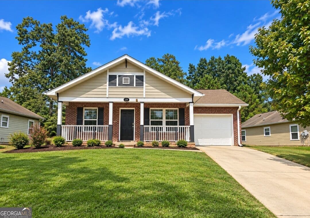 3 bedroom, 2 bathroom, 1,377 sq ft single family residence for rent at 1147 Dunivin Drive, Jonesboro, GA 30238 for $2,000 a month