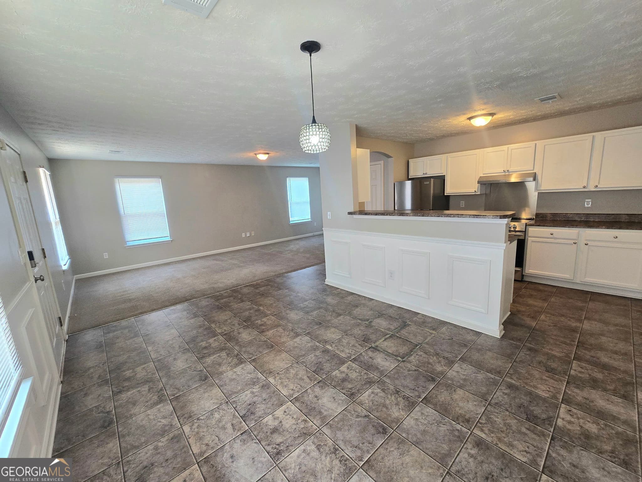 3 bedroom, 2 bathroom, 1,377 sq ft single family residence for rent at 1147 Dunivin Drive, Jonesboro, GA 30238 for $2,000 a month — photo 9