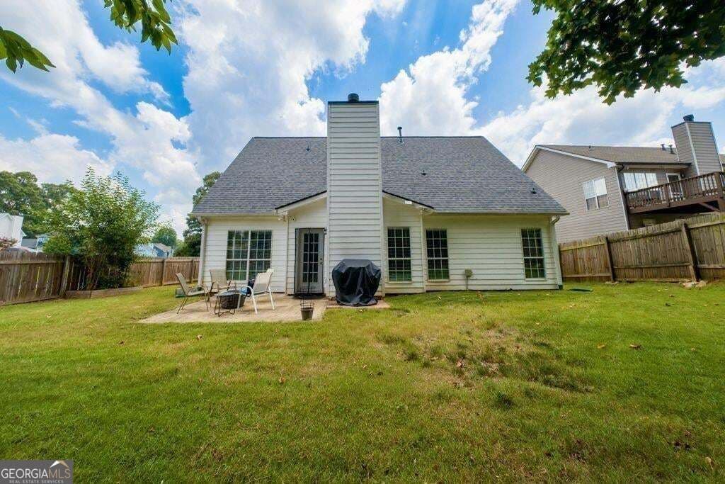 4 bedroom, 2.5 bathroom, 1,810 sq ft single family residence for sale at 225 Shadetree Lane, Lawrenceville, GA 30044 — photo 10