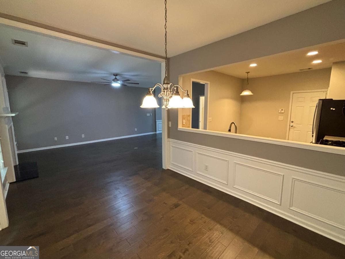 3 bedroom, 2.5 bathroom, 1,952 sq ft townhouse for sale at 5800 Oakdale Road 4, Mableton, GA 30126 — photo 10