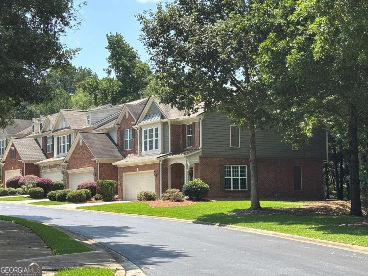 3 bedroom, 2.5 bathroom, 1,952 sq ft townhouse for sale at 5800 Oakdale Road 4, Mableton, GA 30126 — photo 4