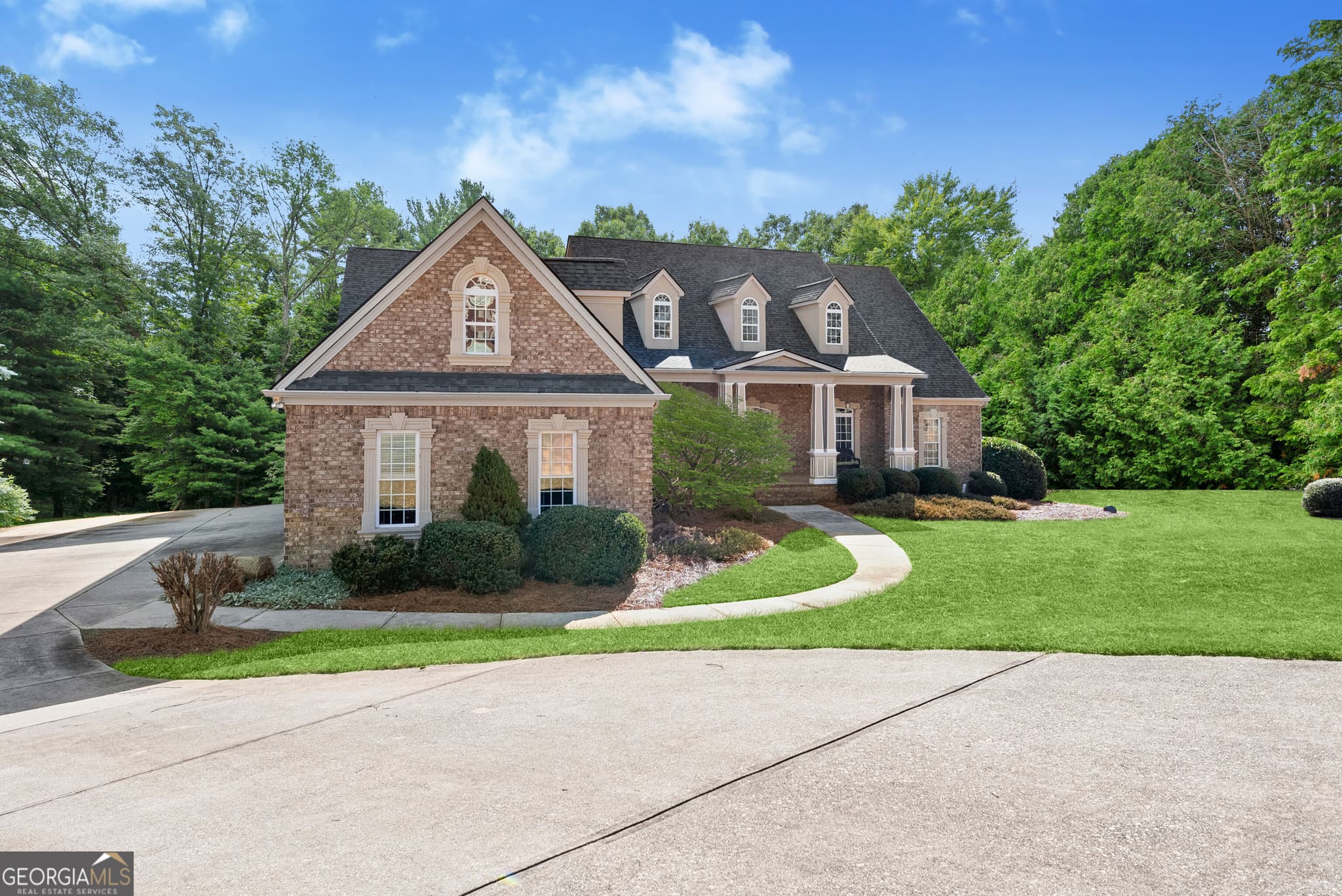 7 bedroom, 5 bathroom, 7,310 sq ft single family residence for sale at 508 Smithson Crossing, Mcdonough, GA 30252 — photo 3