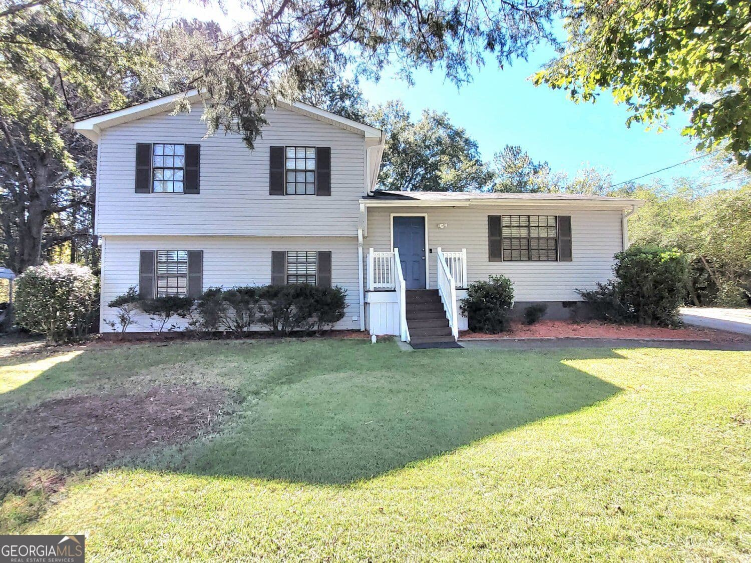 3 bedroom, 2 bathroom, 1,540 sq ft single family residence for rent at 2716 Aruba Drive, Powder Springs, GA 30127 for $2,000 a month — photo 1 of 27