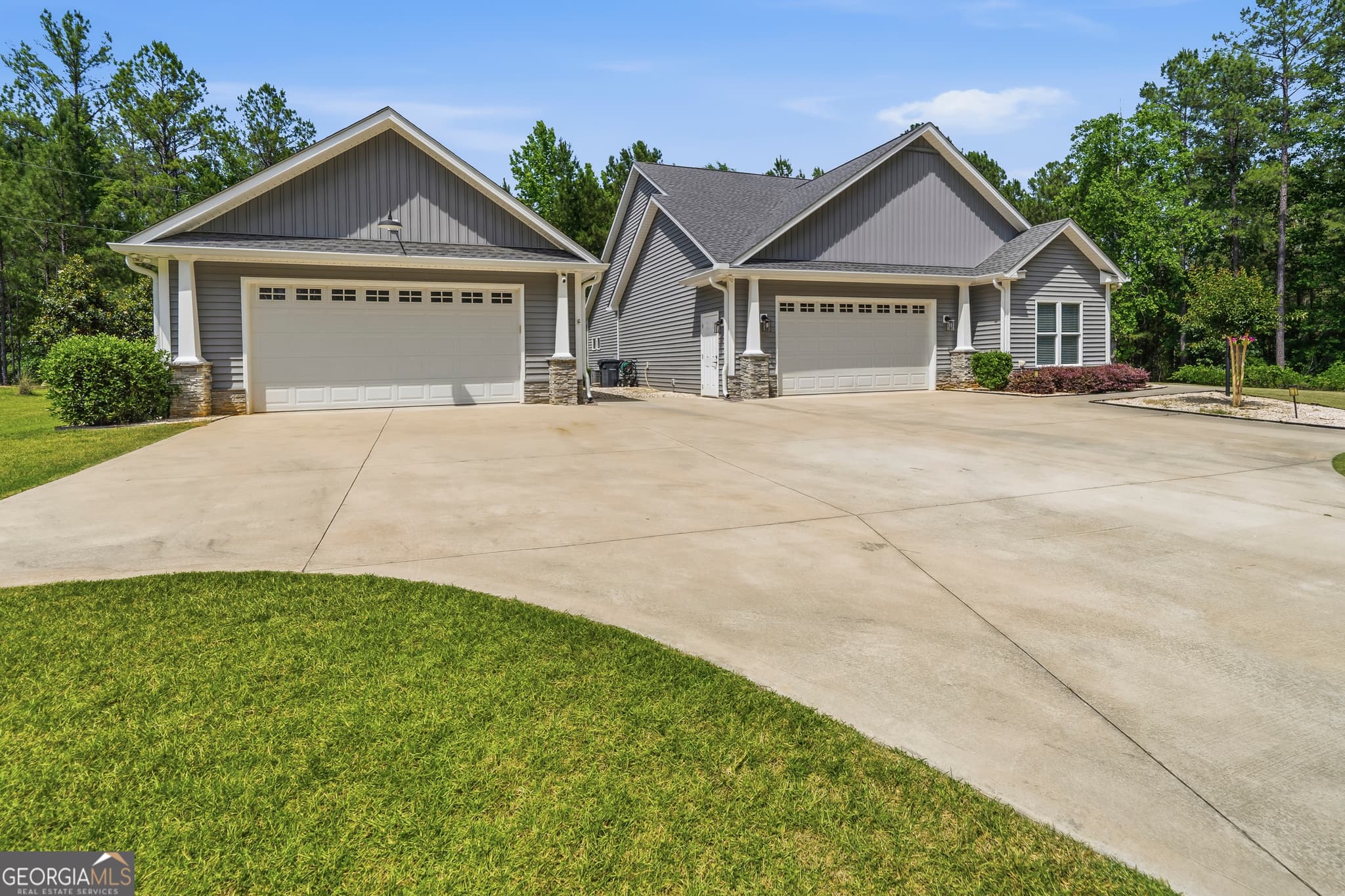 2 bedroom, 2 bathroom, 1,582 sq ft single family residence for sale at 393 Scuffleboro Road, Eatonton, GA 31024 — photo 4