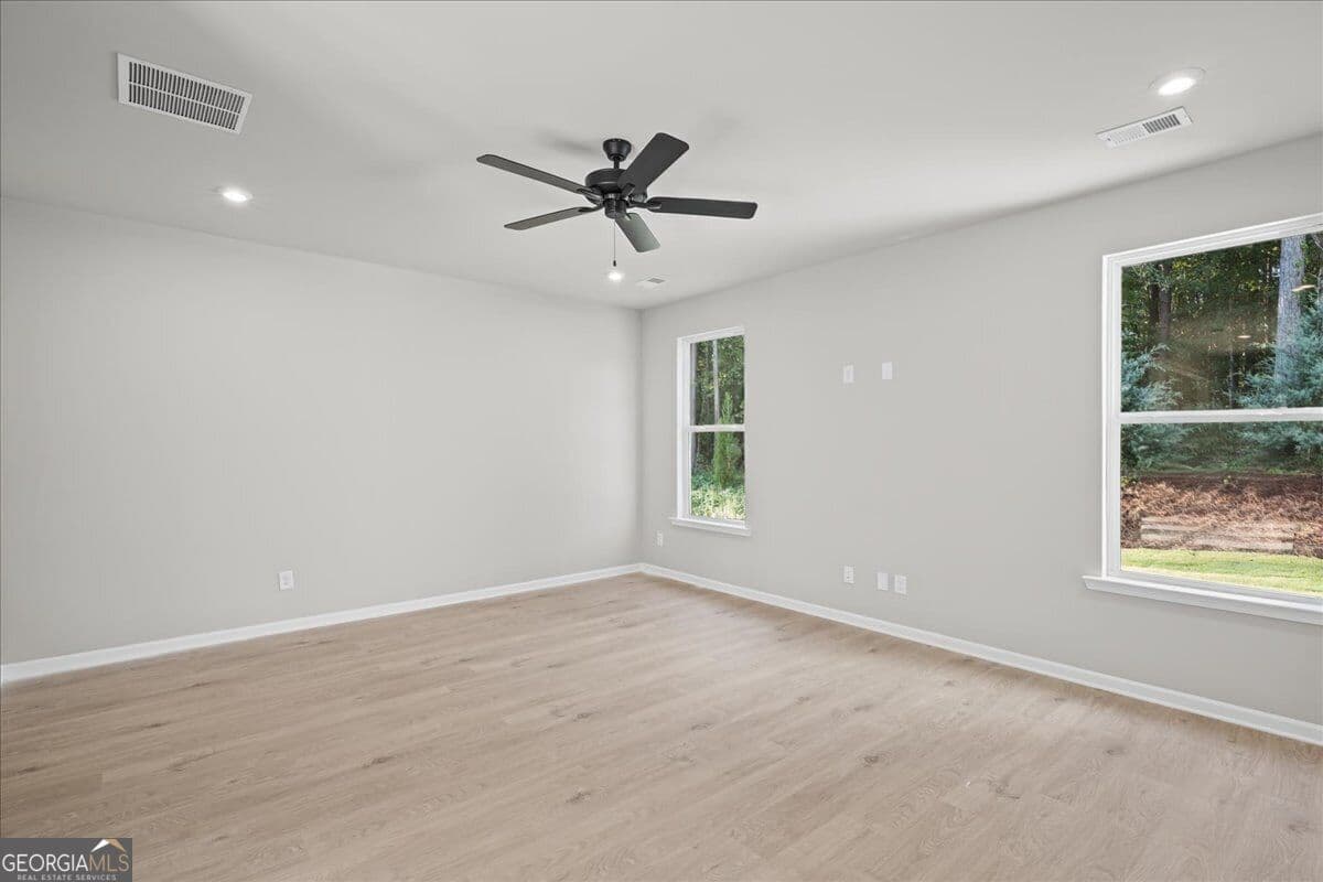 4 bedroom, 2.5 bathroom, 2,272 sq ft single family residence for sale at 361 Waterbluff Drive, Mableton, GA 30126 — photo 7