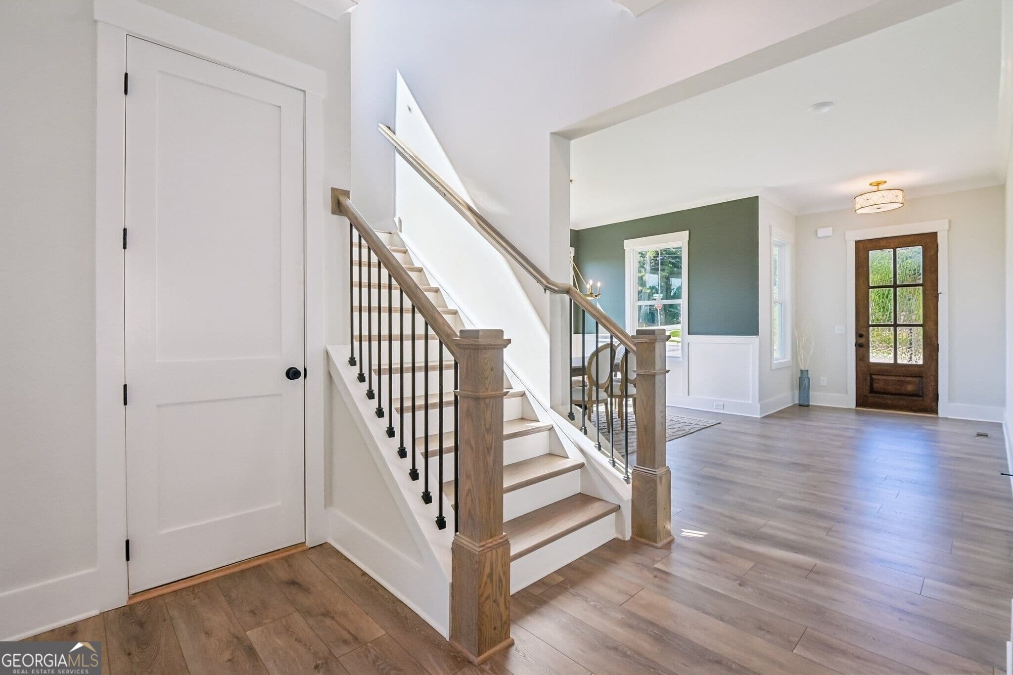 5 bedroom, 4 bathroom, 3,199 sq ft single family residence for sale at 3310 Hillshire Drive, Cumming, GA 30028 — photo 6