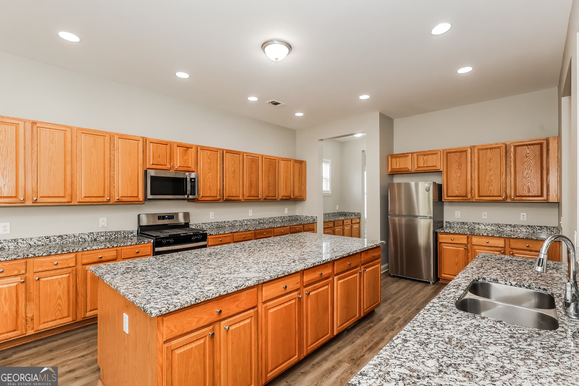 4 bedroom, 3 bathroom, 4,272 sq ft single family residence for sale at 7461 Mistydawn Drive, Fairburn, GA 30213 — photo 9