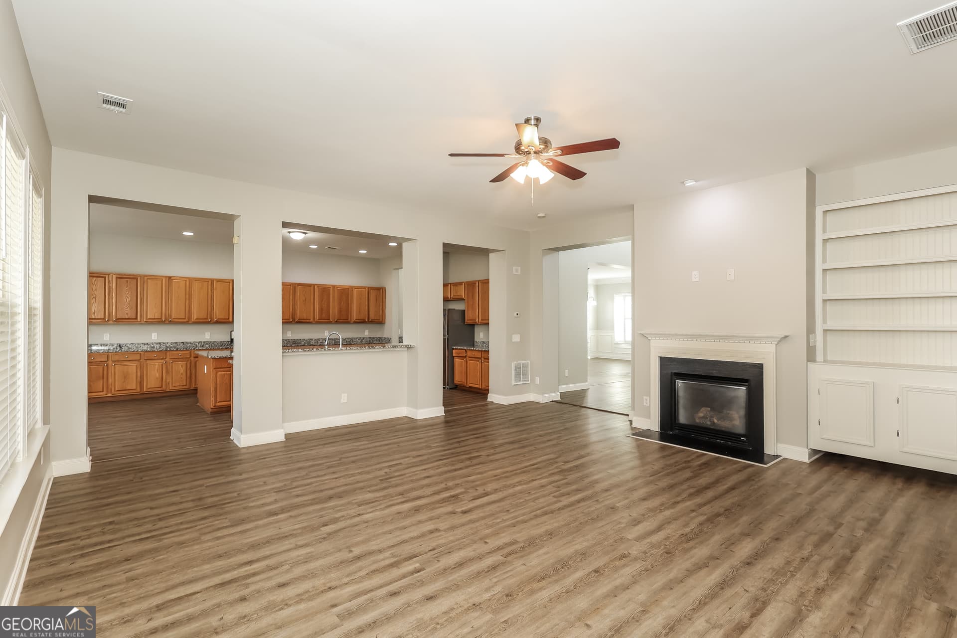 4 bedroom, 3 bathroom, 4,272 sq ft single family residence for sale at 7461 Mistydawn Drive, Fairburn, GA 30213 — photo 4