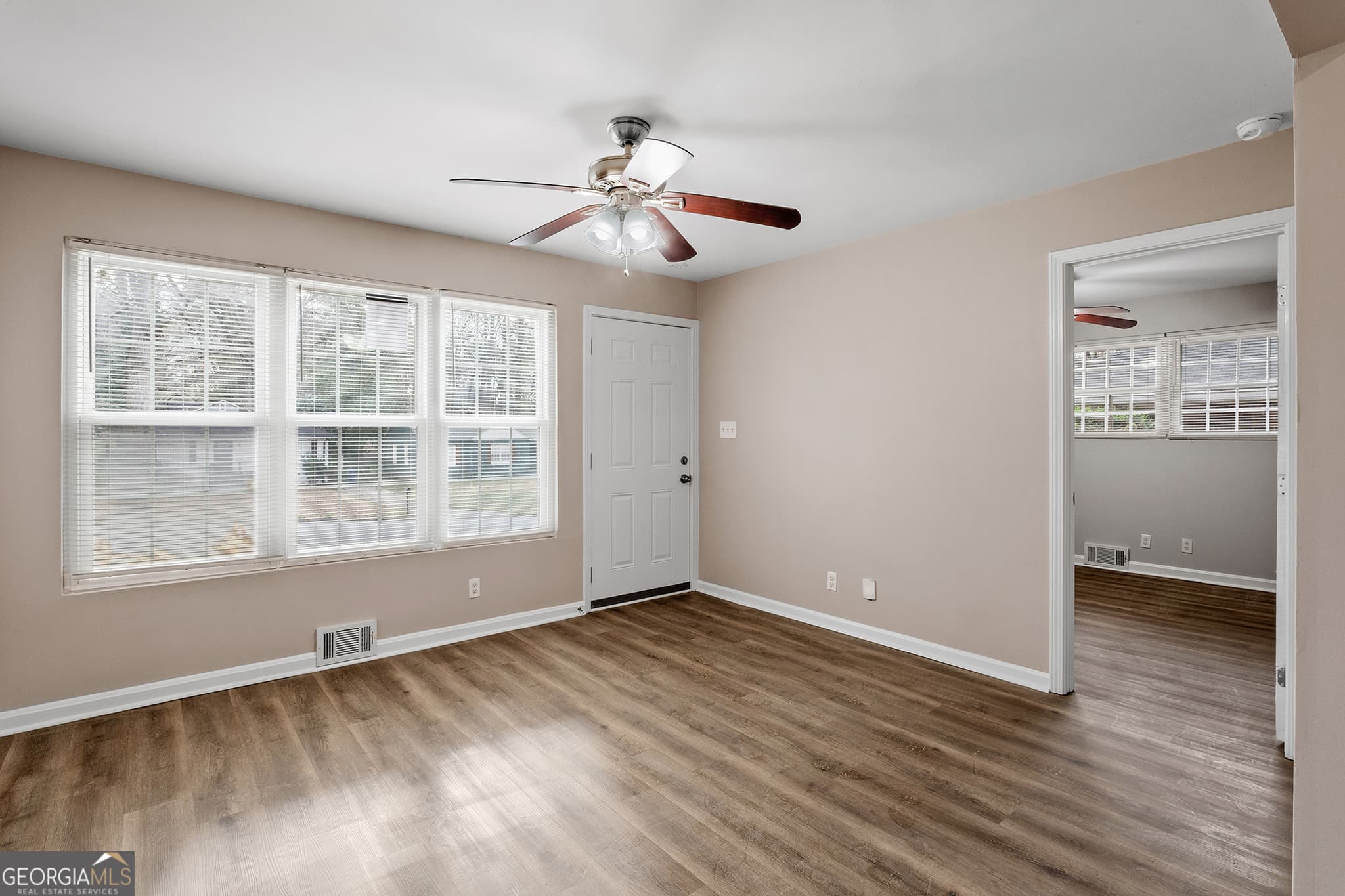 4 bedroom, 2 bathroom, 1,125 sq ft single family residence for rent at 1799 Shirley Street, Atlanta, GA 30310 for $1,900 a month — photo 6