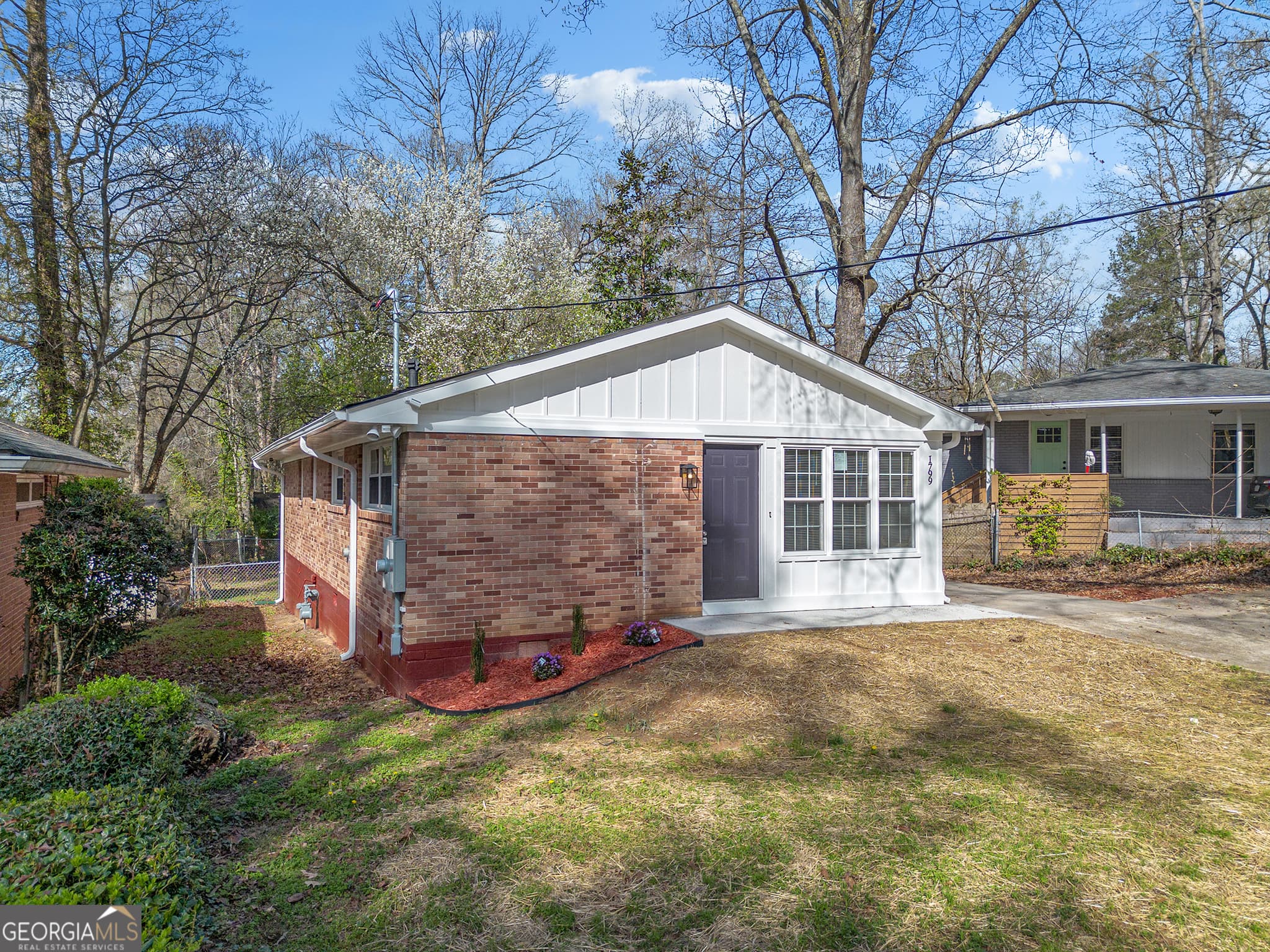 4 bedroom, 2 bathroom, 1,125 sq ft single family residence for rent at 1799 Shirley Street, Atlanta, GA 30310 for $1,900 a month — photo 3