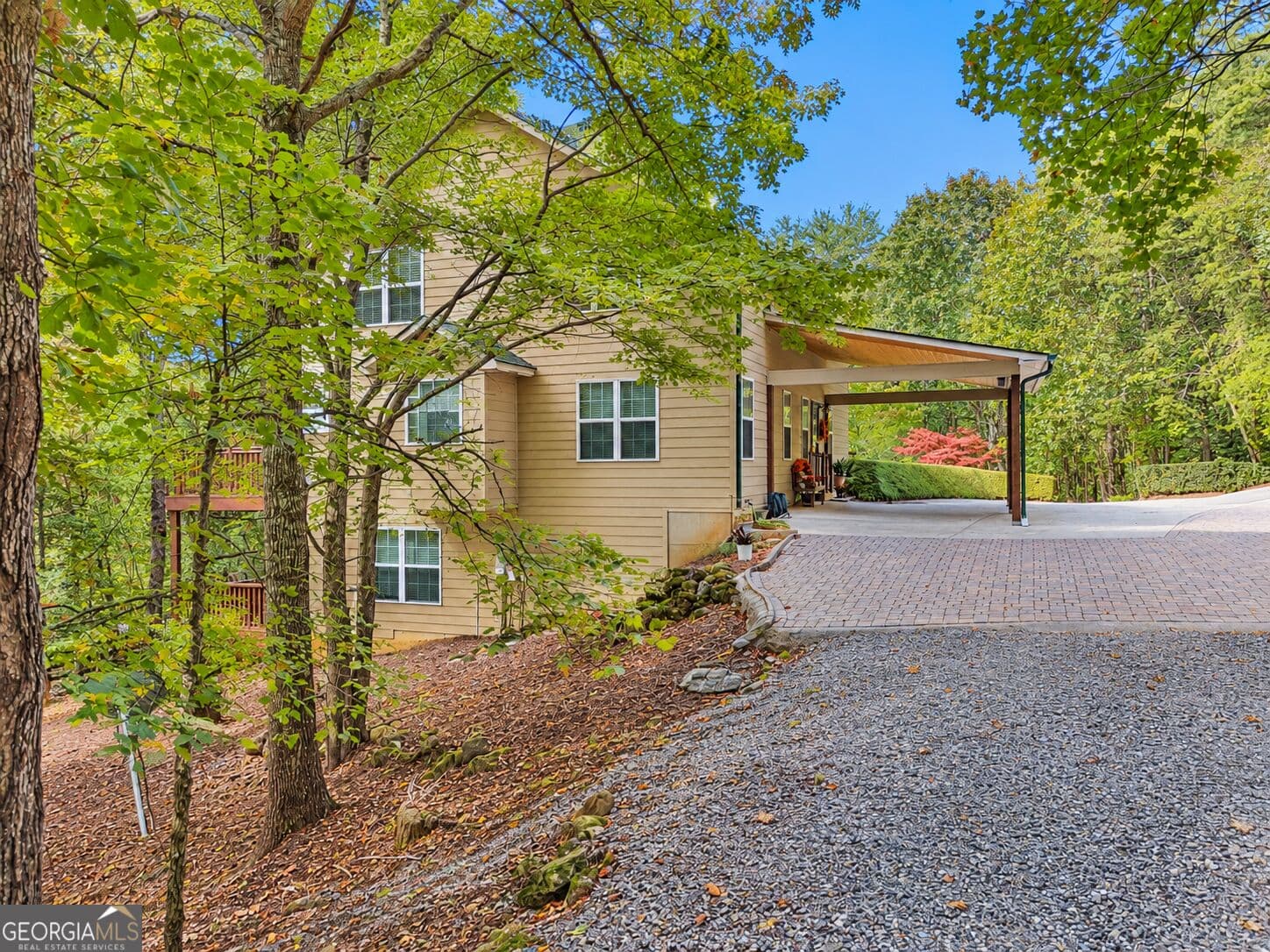 4 bedroom, 3 bathroom, 2,668 sq ft cabin,single family residence for sale at 1713 Panorama Drive 37, Sautee Nacoochee, GA 30571 — photo 2