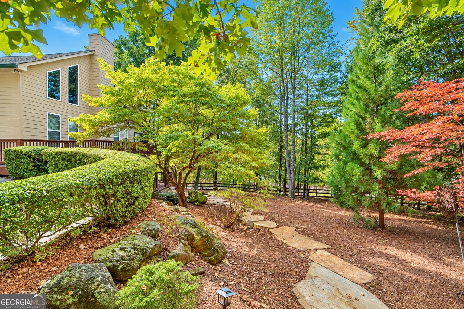 4 bedroom, 3 bathroom, 2,668 sq ft cabin,single family residence for sale at 1713 Panorama Drive 37, Sautee Nacoochee, GA 30571 — photo 5