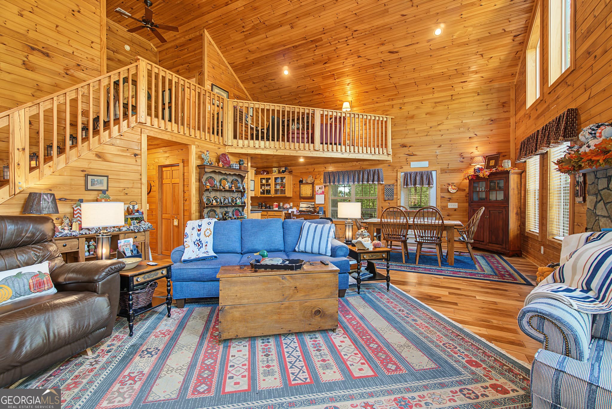 4 bedroom, 3 bathroom, 2,668 sq ft cabin,single family residence for sale at 1713 Panorama Drive 37, Sautee Nacoochee, GA 30571 — photo 9