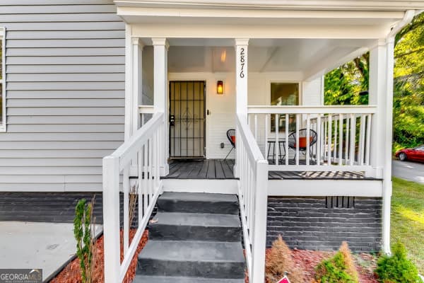 3 bedroom, 2 bathroom, 801 sq ft single family residence for sale at 2876 Randall Street, East Point, GA 30344 — photo 2