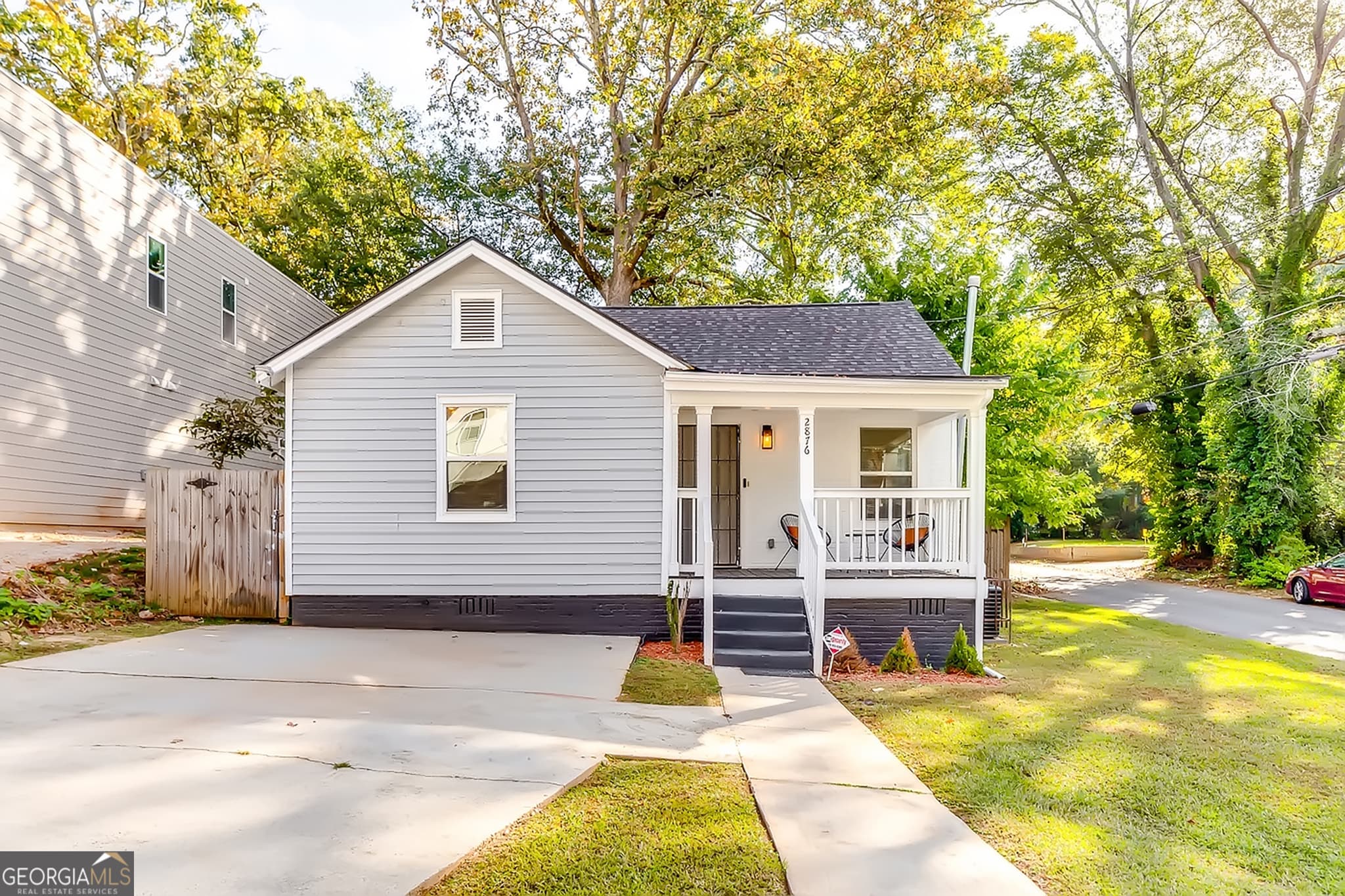 3 bedroom, 2 bathroom, 801 sq ft single family residence for sale at 2876 Randall Street, East Point, GA 30344