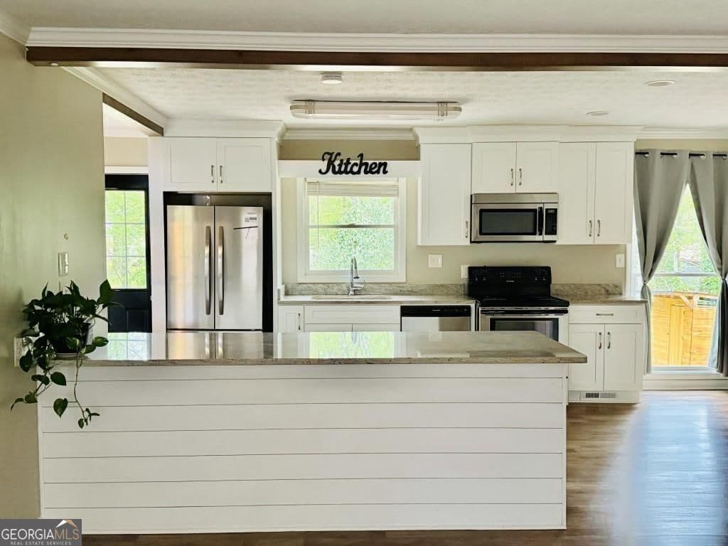 3 bedroom, 2 bathroom, 1,236 sq ft single family residence for sale at 105 Tall Tree Road, Bogart, GA 30622 — photo 3